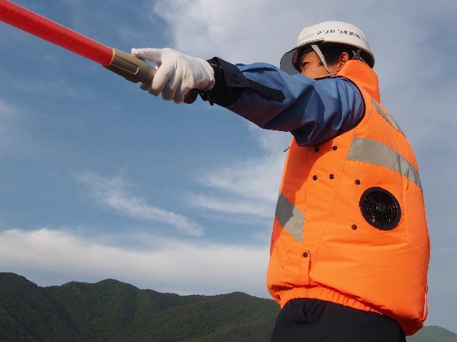 ◎電気工事での交通誘導【アルバイト】　☆必見！！お仕事探すなら！アンゼン産業でキマリ！！ズバリ！あなたに合った働き方を一緒に見つけましょう！ご希望をお聞かせください！